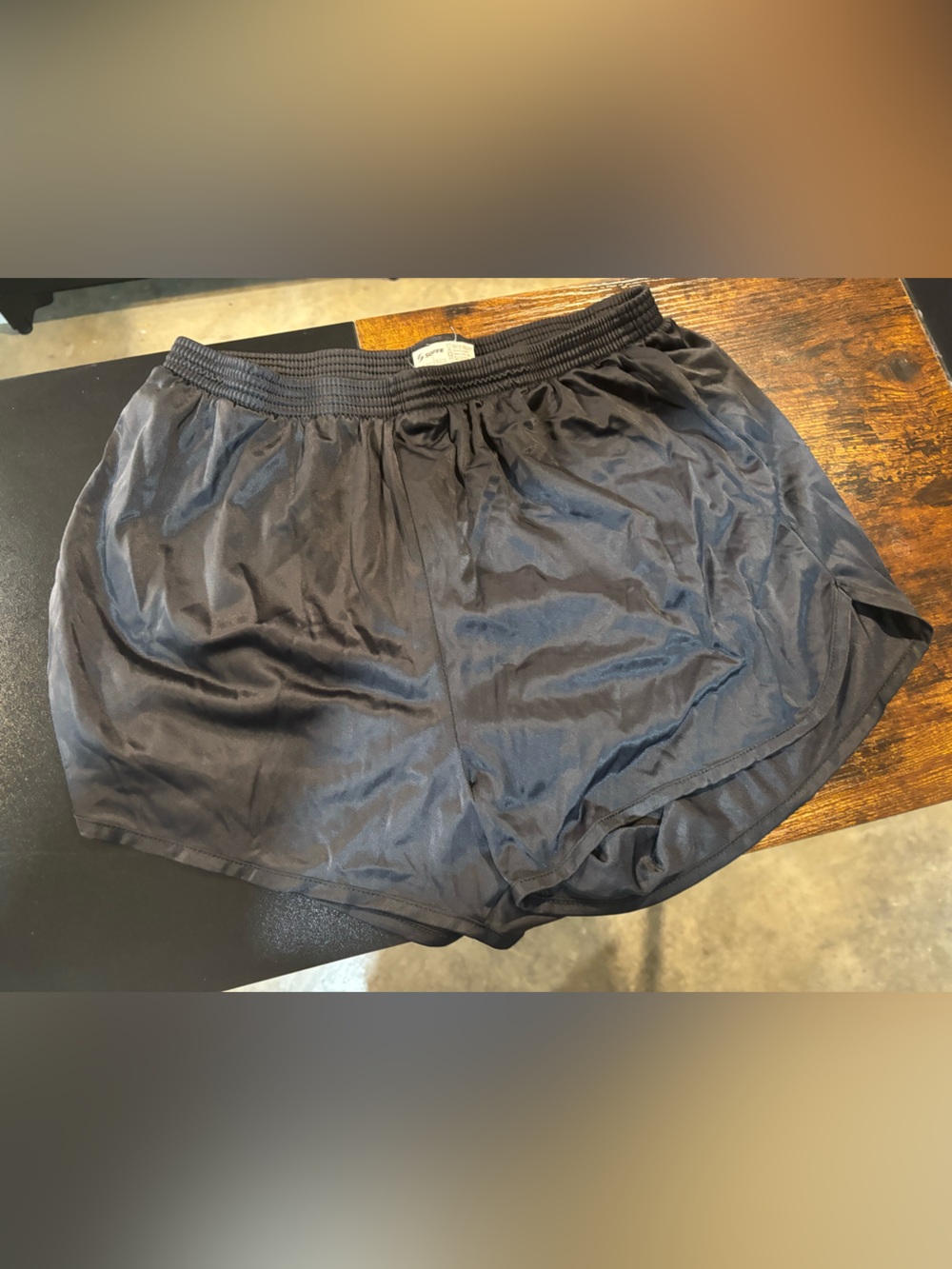 Men’s running shorts